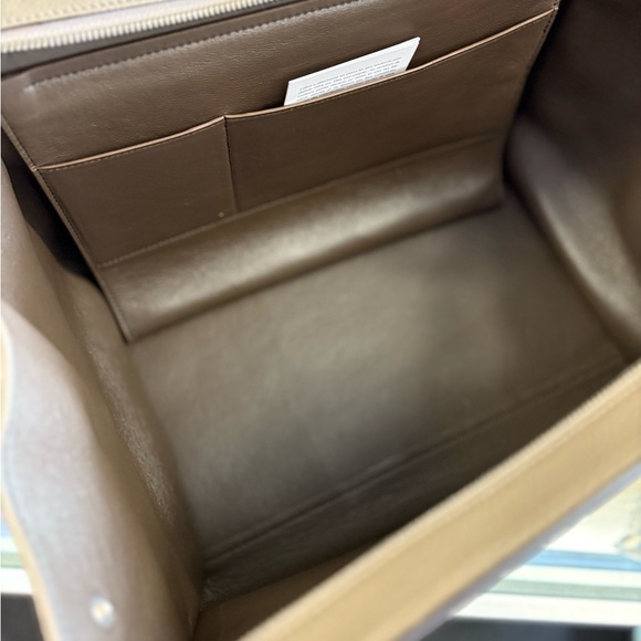 Celine Leather Taupe Large Hand Bag - Picture 3 of 10